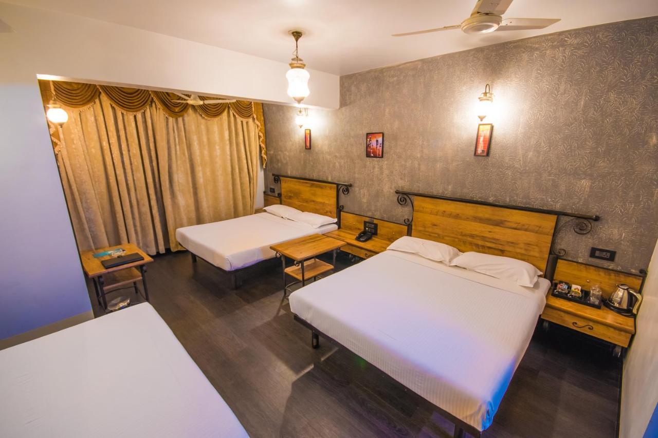 Infiniti Hotel And Spa Indore Exteriör bild